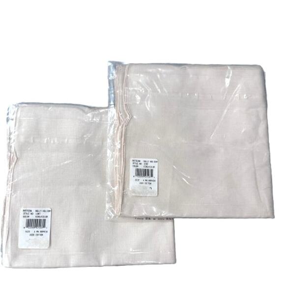 Tessile Embroidered Holiday Napkins - Picture 2 of 4